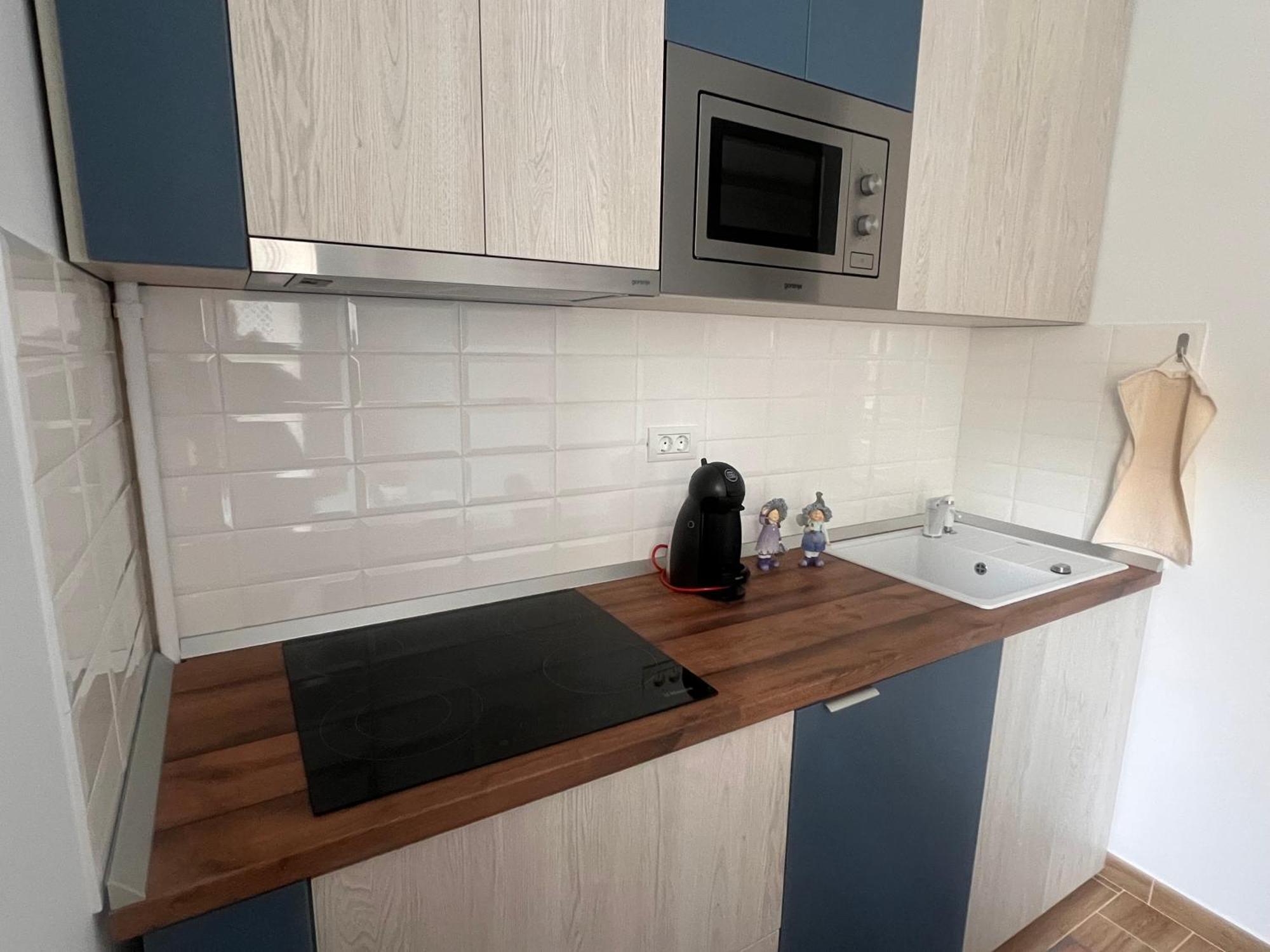 Xili'S Relax And Chill Apartment, Netflix, Peaceful Location In Брашов Экстерьер фото